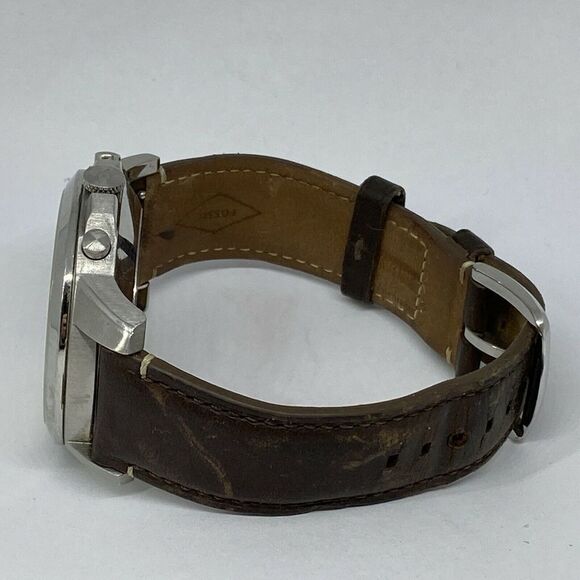 Fosssil FTW1118 Men's Brown Leather Beige Analog Dial Hybrid Smartwatch XX640 - Picture 9 of 12